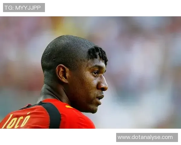 足球场上的辫子风潮:那些用发型与技巧征服世界的球星们 足球场上的辫子风潮:那些用发型与技巧征服世界的球星们